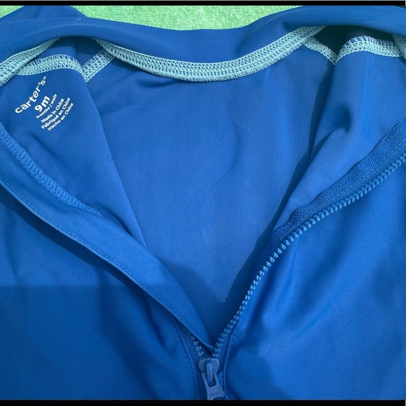 Carter’s one pc dino zip up rash guard EUC WORN 1x - Picture 6 of 8
